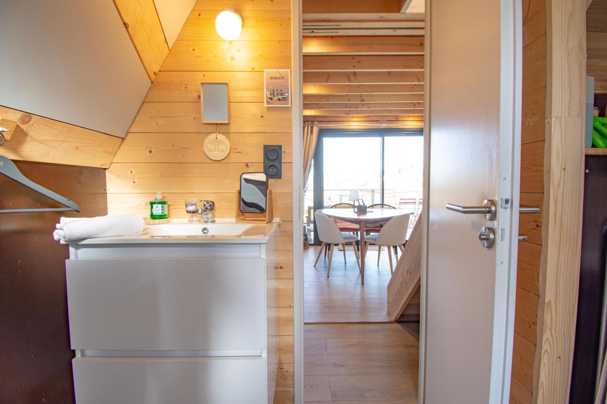Villa Le Tipi Bleu Tiny House Neuve Avec Terrasse Et Jardin Camaret-sur-Mer Esterno foto